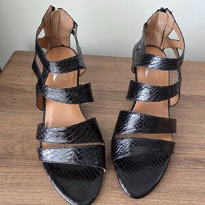 WORN ONCE AEROSOLES SNAKESKIN STRAPPY LOW HEELS SANDALS SIZE 11